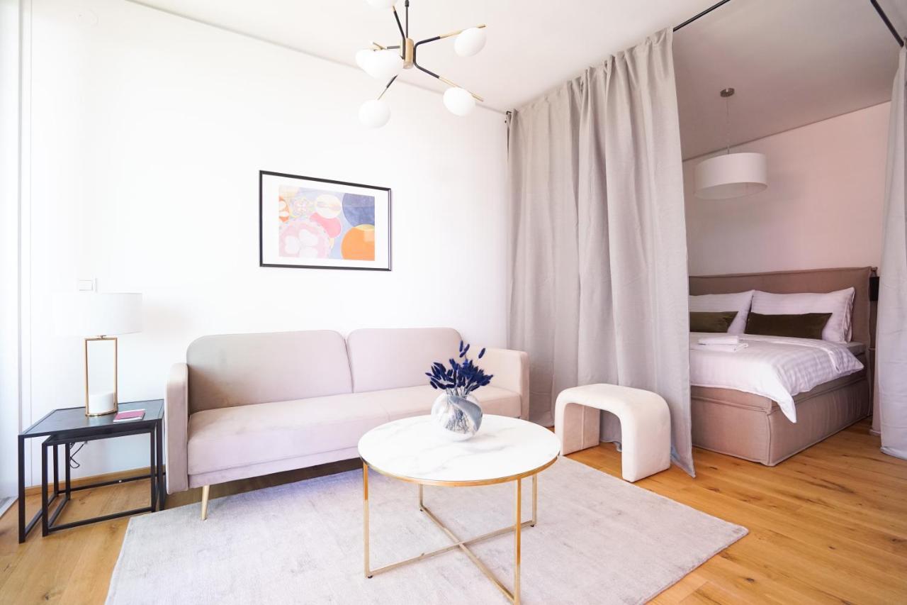 Boutique Studio With Terrace And Pool Viena Exterior foto